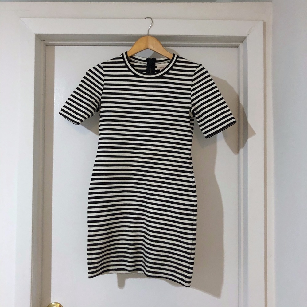 Aritzia - Sunday Best Striped Bodycon Dress